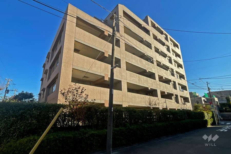 ライオンズマンション武蔵新城緑園の街弐番館の外観（南西側から）