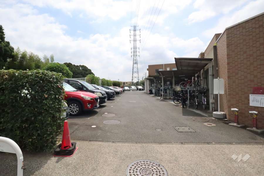 敷地内駐車場（屋外平面式）