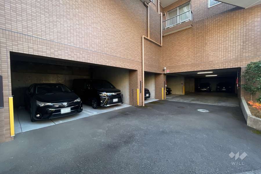 敷地内駐車場（屋内平面式）