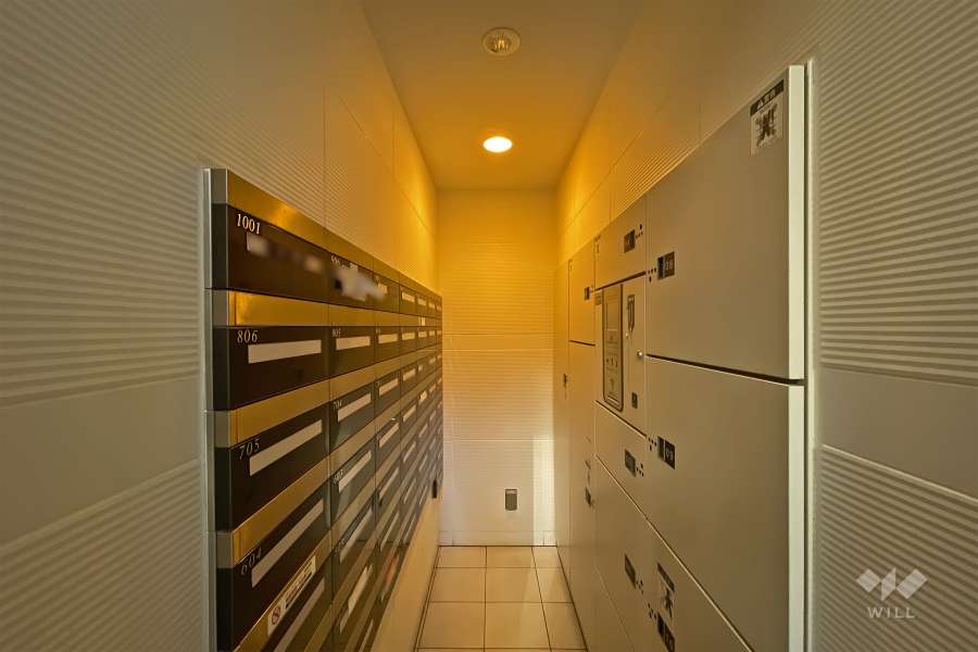 宅配ボックスと共用ポスト