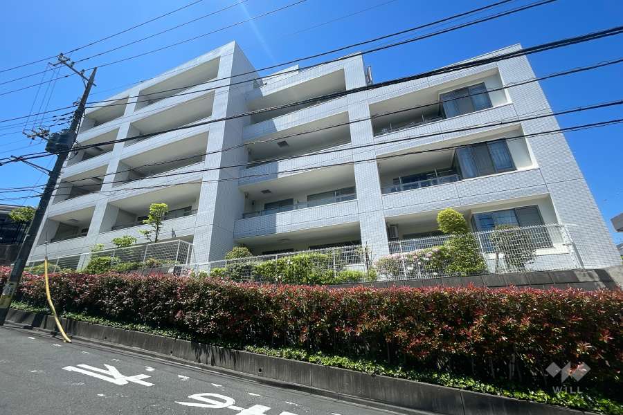 ヴィークコート梶ヶ谷の外観（東側から）