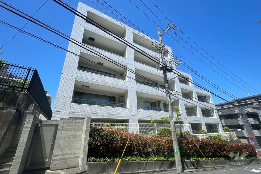ヴィークコート梶ヶ谷の外観（南東側から）