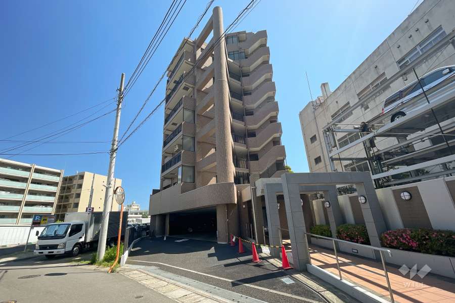 グランイーグル溝の口の外観（北西側から）