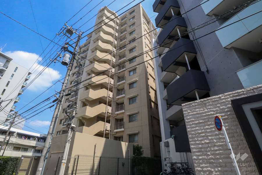 グランシーナ溝の口の外観(西側から)