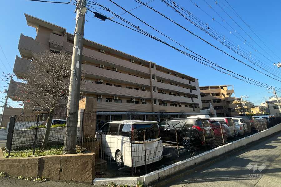 ルアール多摩川フェリエの外観（北東側から）