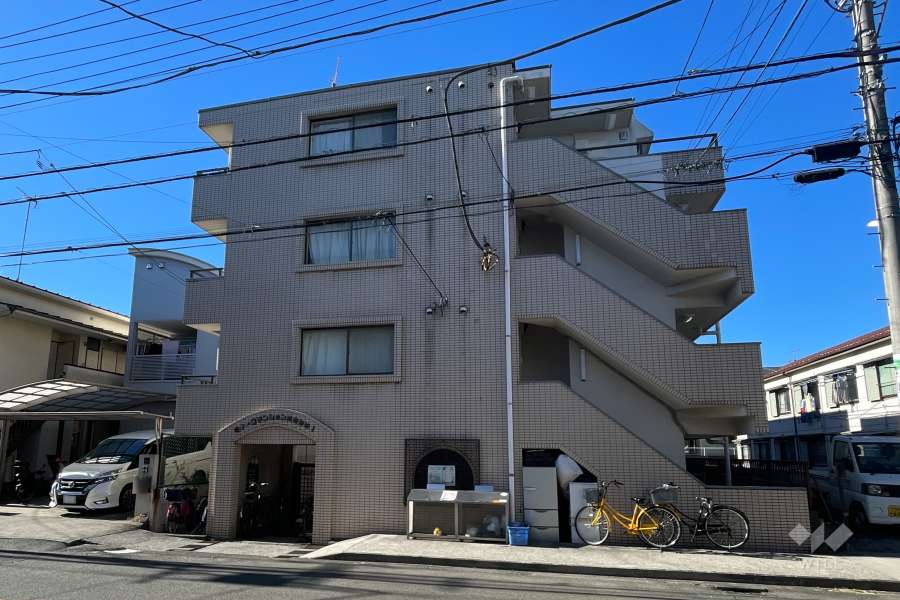 モナークマンション武蔵新城第1の外観（北東側から）