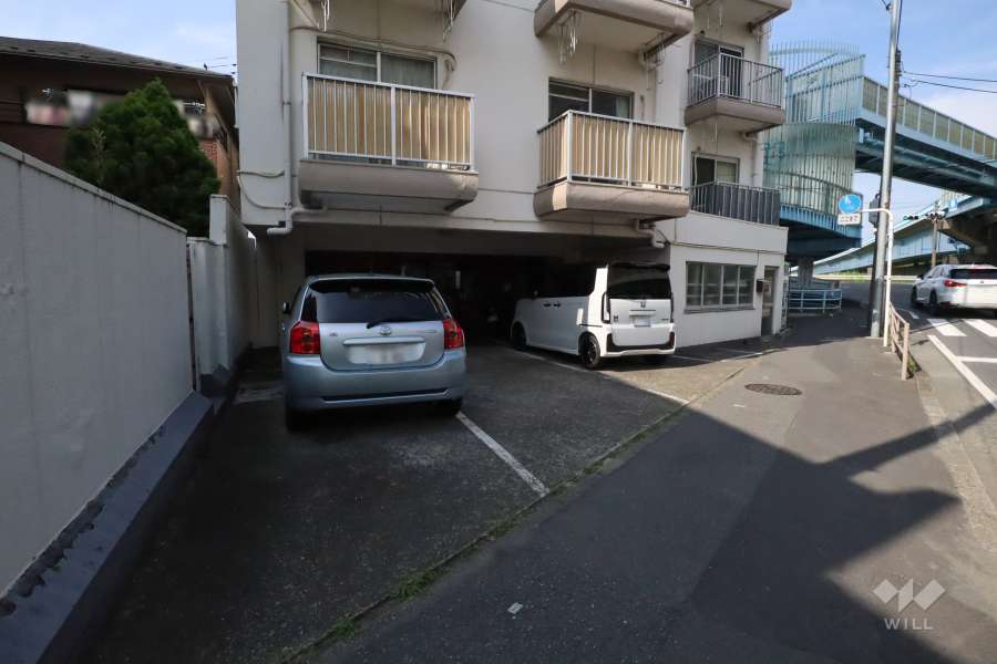 敷地内駐車場（屋内平面式、屋外平面式）