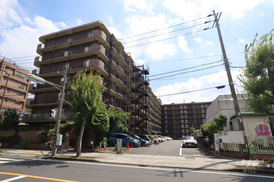 溝の口スカイハイツの外観(北西側から)