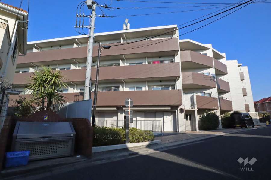 パレステージ日吉さくらが丘の外観（西側から）