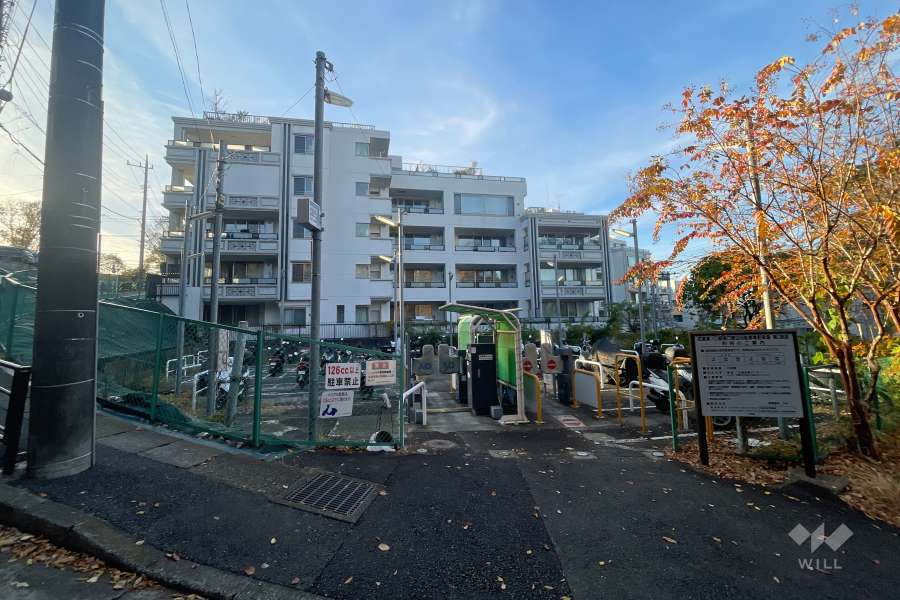 ロイヤルシーズン溝の口CASAの外観（南東側から）