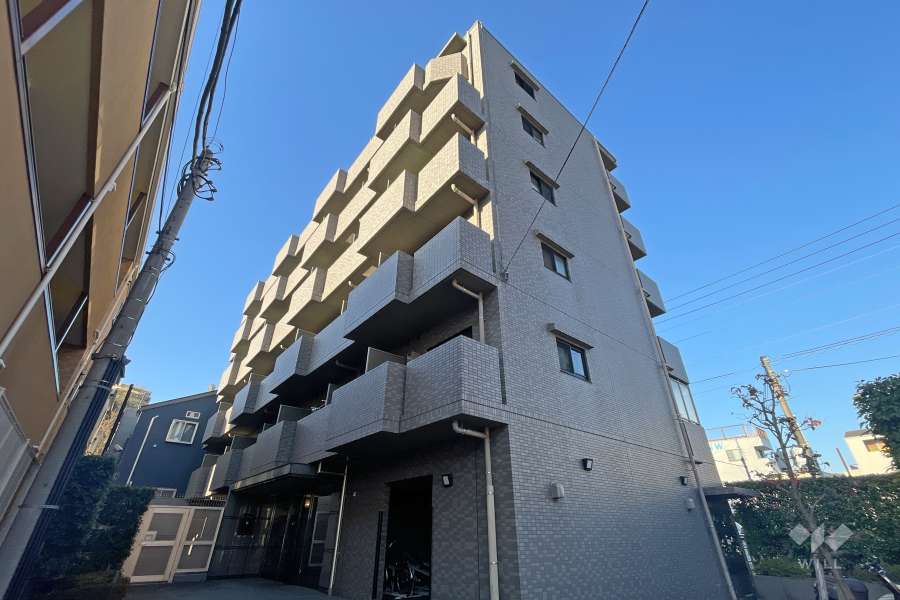 ルーブル溝の口弐番館の外観（東側から）