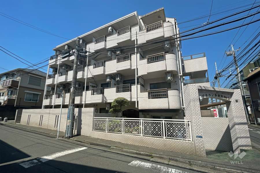 ハイタウン多摩川No.2の外観（東側から）