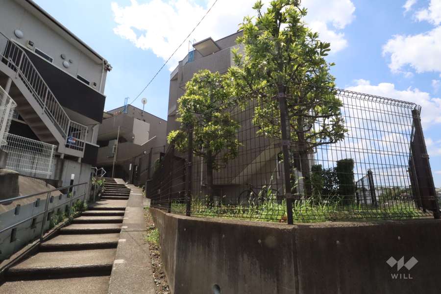 バースシティ溝の口プラザAの外観(北東側から)