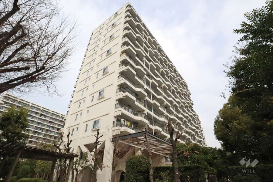 パークシティ溝の口E棟の外観(南西側から）