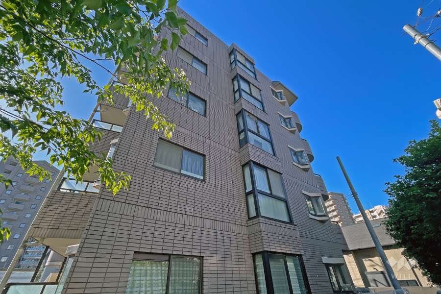 アーバンコート溝の口の外観（北東側から）