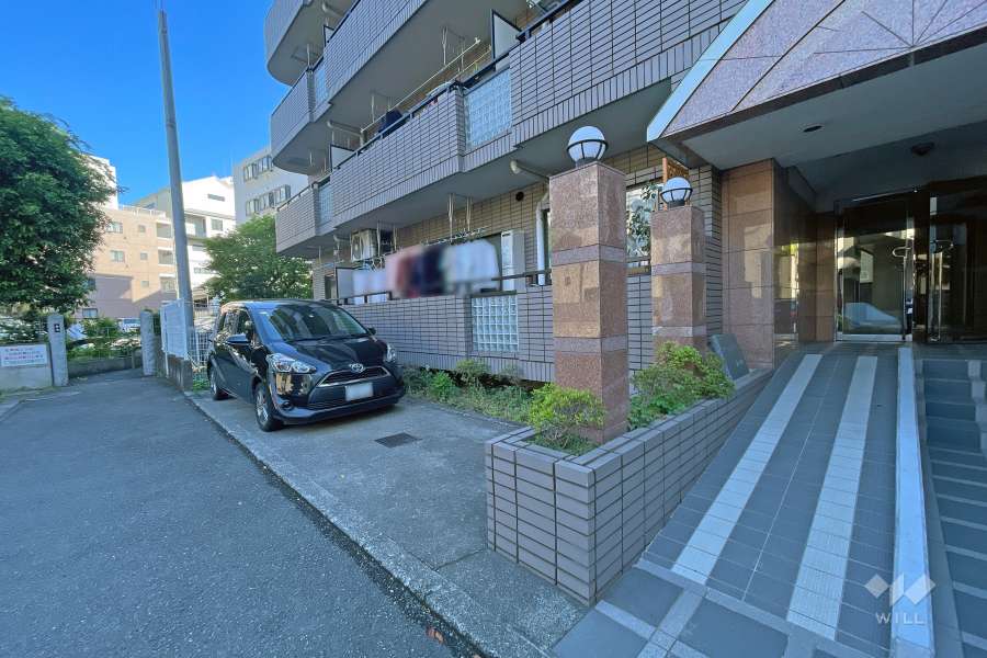 敷地内駐車場（屋外平面式）