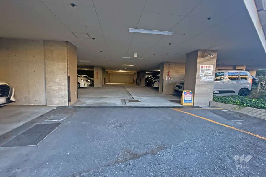 敷地内駐車場（屋内平面式）