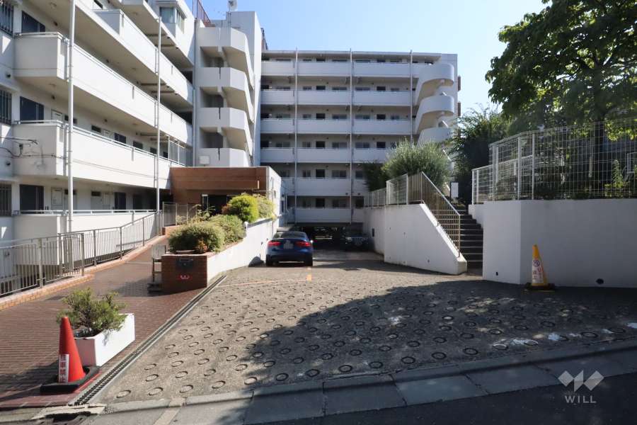 駐車場の出入り口