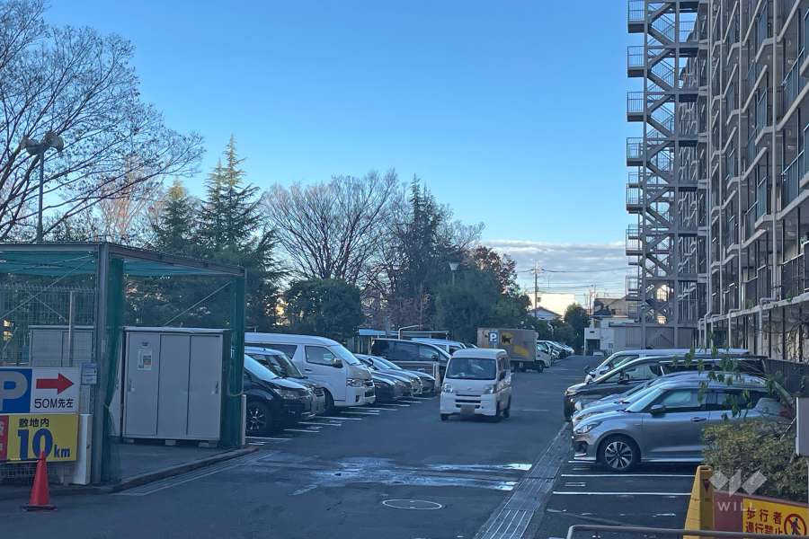 敷地内駐車場（屋外平面式）