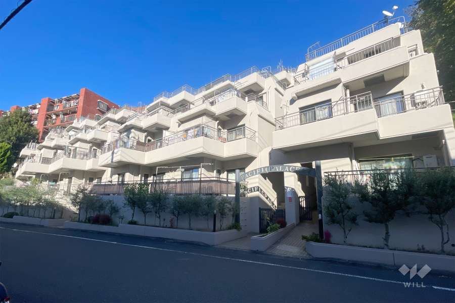 パシフィックパレス久末の外観（南西側から）　　