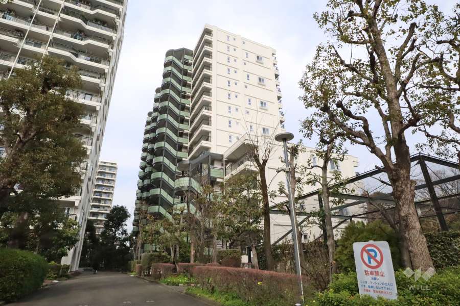 パークシティ溝の口D棟の外観(南西側から）