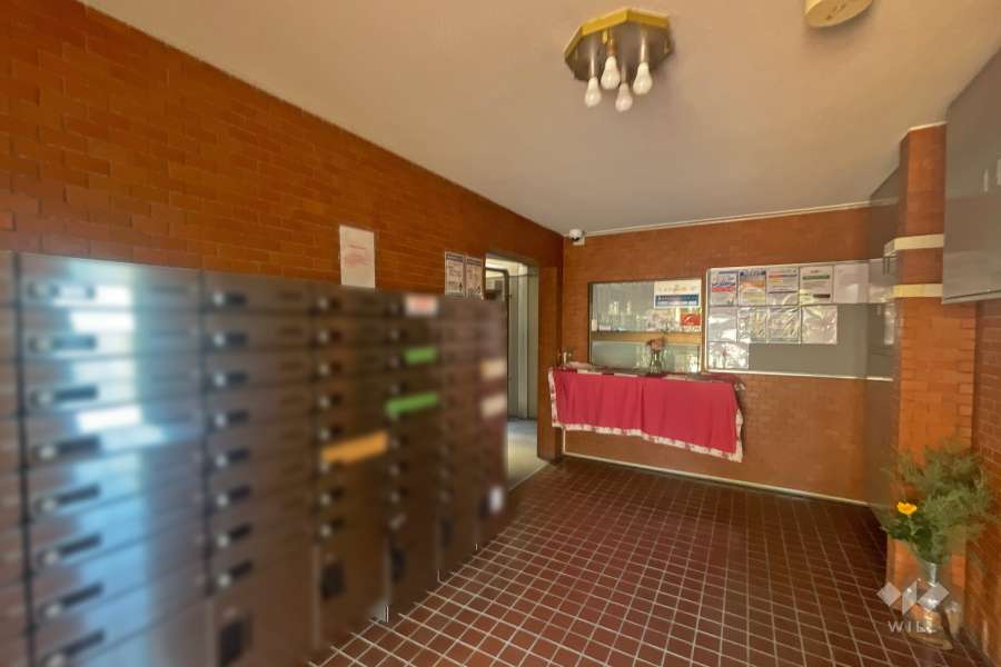エントランスホール（共用ポスト）