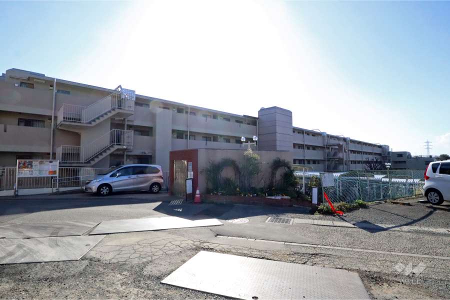 ルックハイツ日吉２号棟の外観(北東側から)