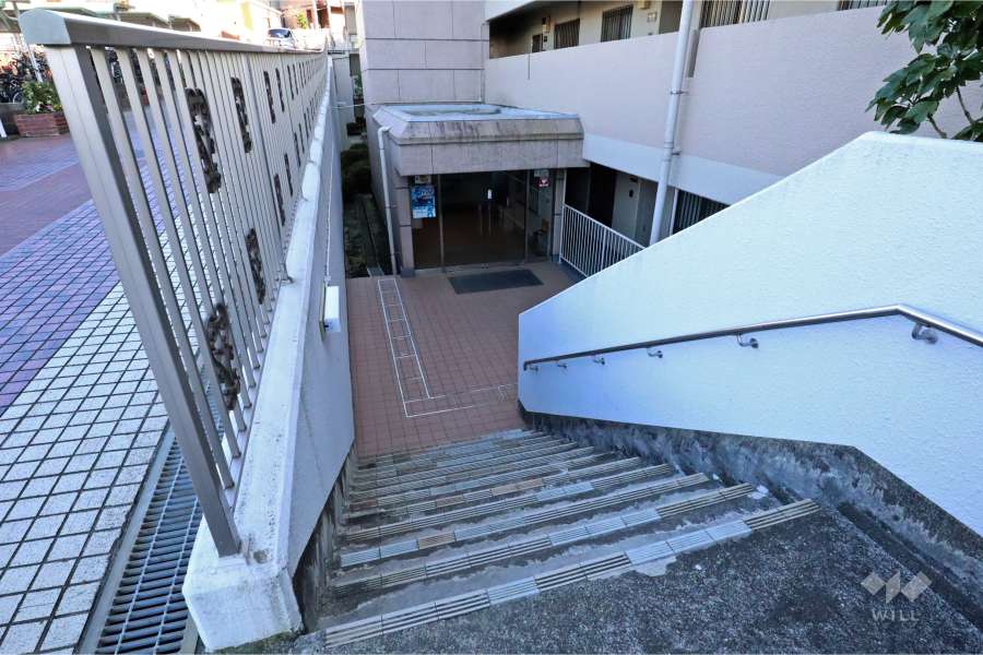 エントランスアプローチ