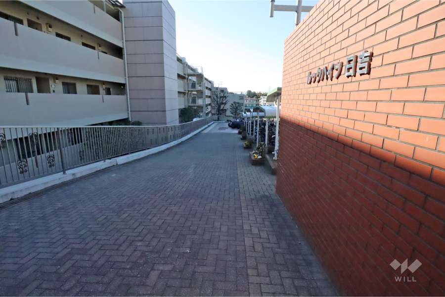 エントランスアプローチ