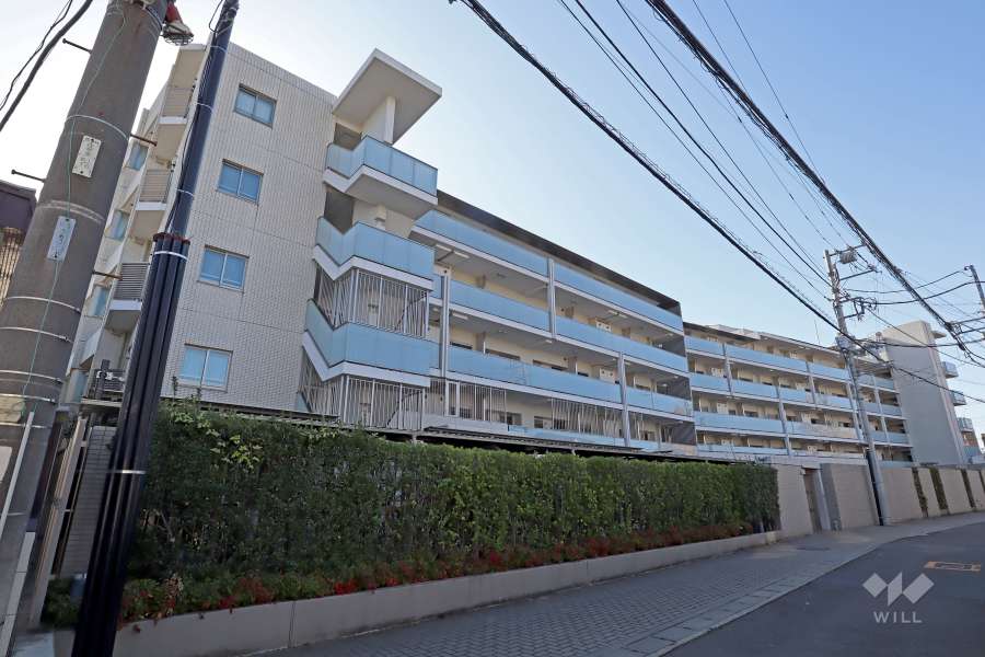 プラウド二子新地の外観(北東側から)