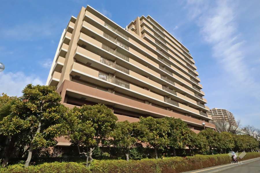 メイフェアパークス溝の口F棟の外観（南西側から）