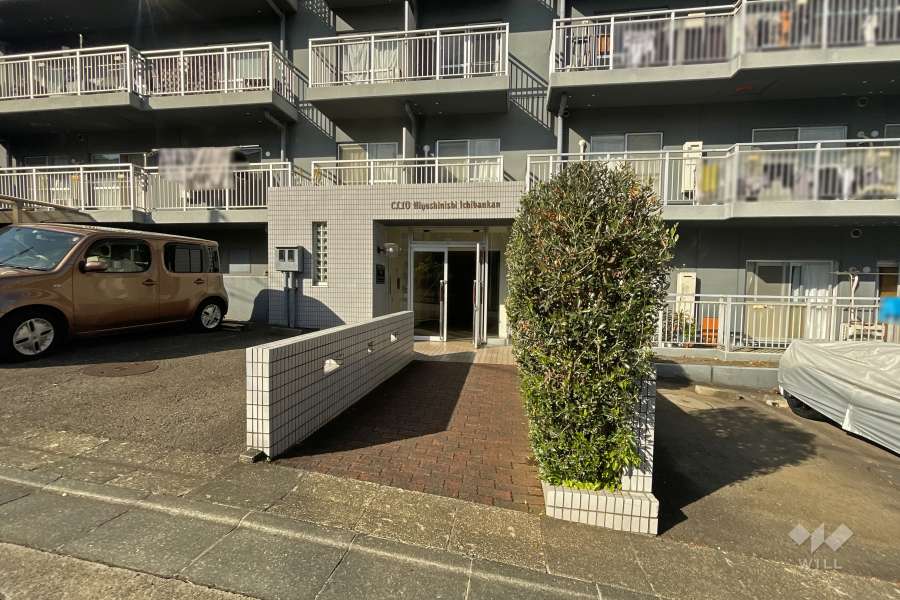 エントランスアプローチ