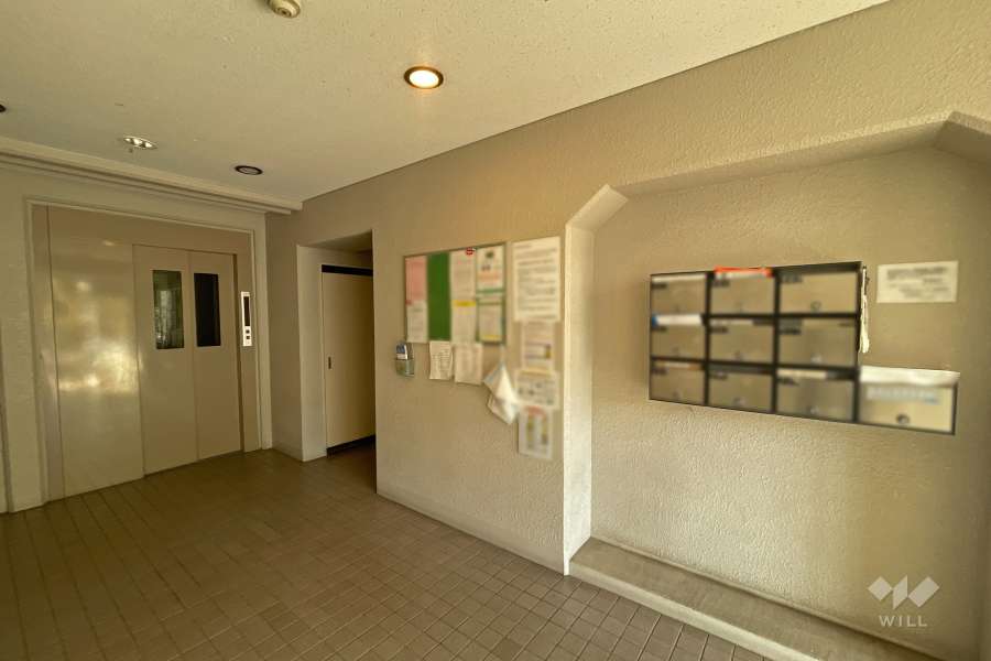 エントランス（共用ポスト）