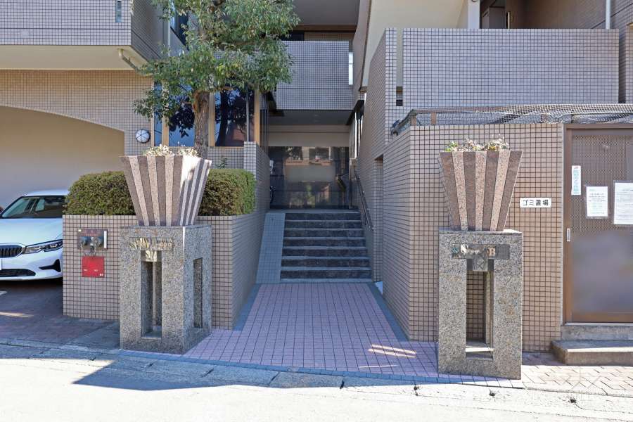 エントランスアプローチ