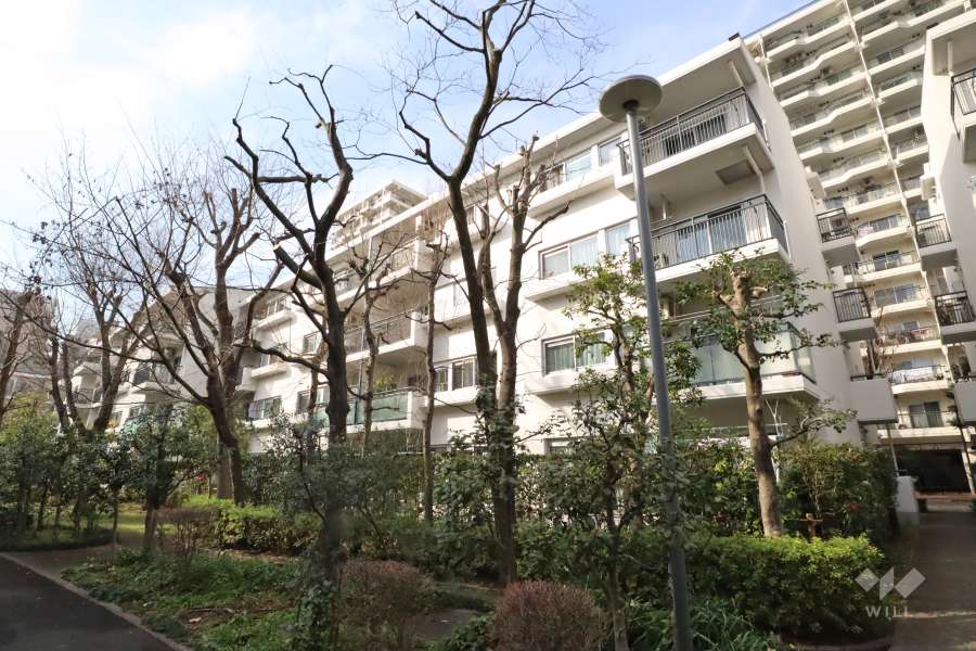 パークシティ溝の口J棟の外観(南東側から）