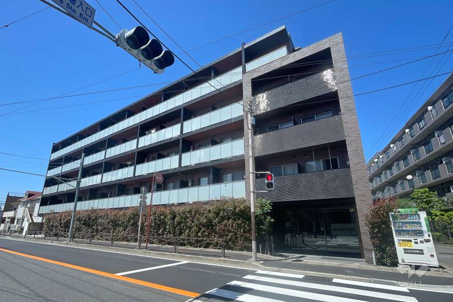 クラリッサ川崎梶ヶ谷の外観（南東側から）