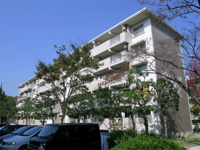 箕面粟生第２住宅23棟の外観（南東側から）