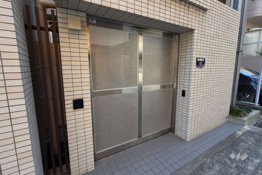 駐輪場の出入口