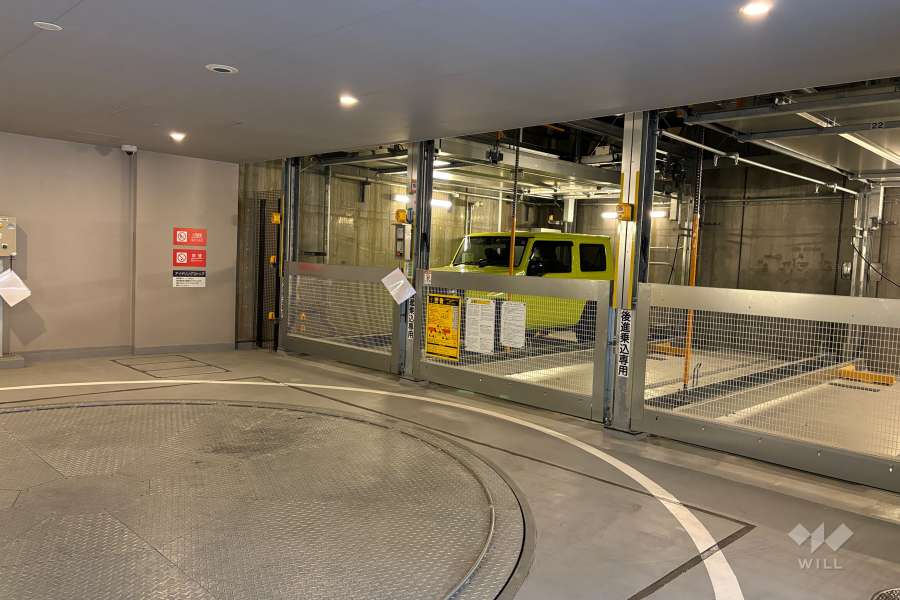 敷地内駐車場（屋内機械式）