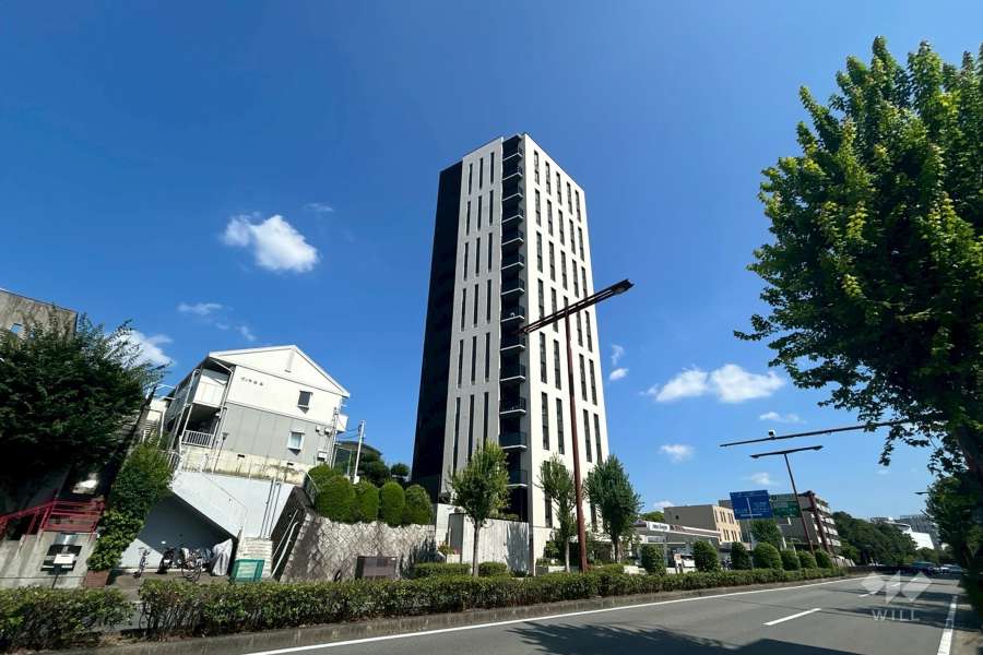 グランドメゾン本山四谷通の外観（北西側から）