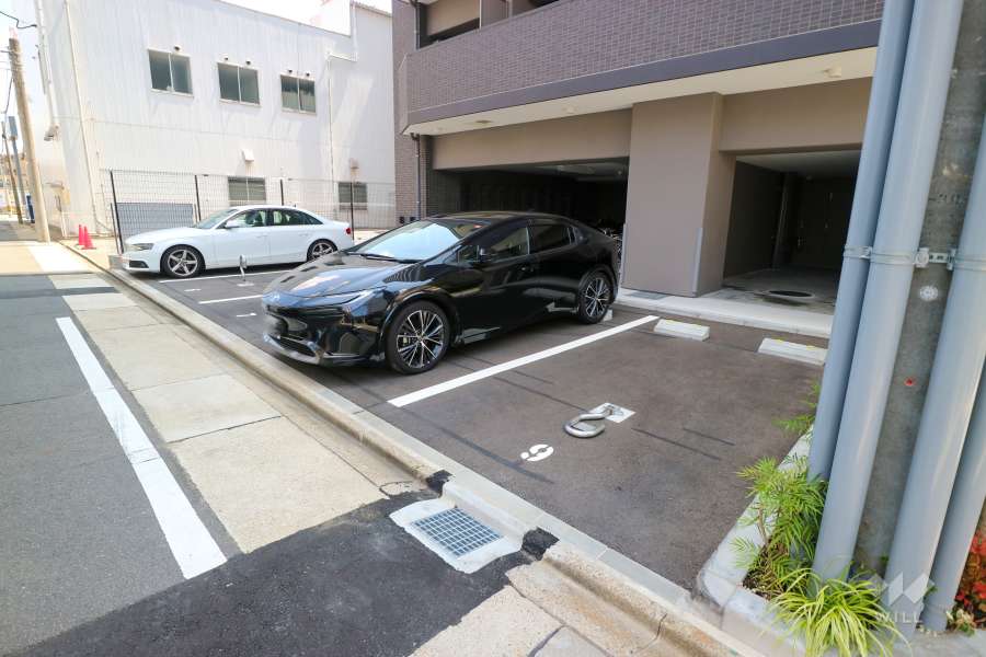 敷地内駐車場（屋外平面式）