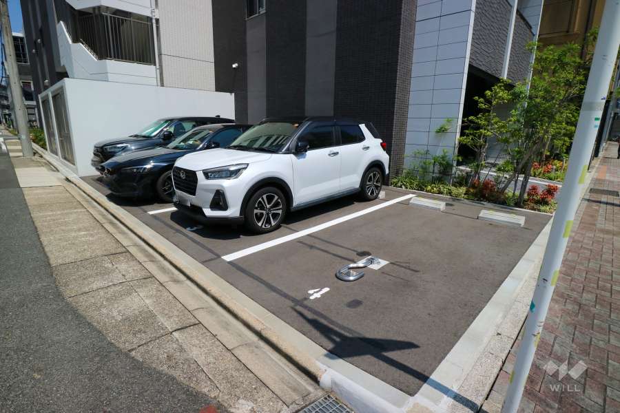 敷地内駐車場（屋外平面式）