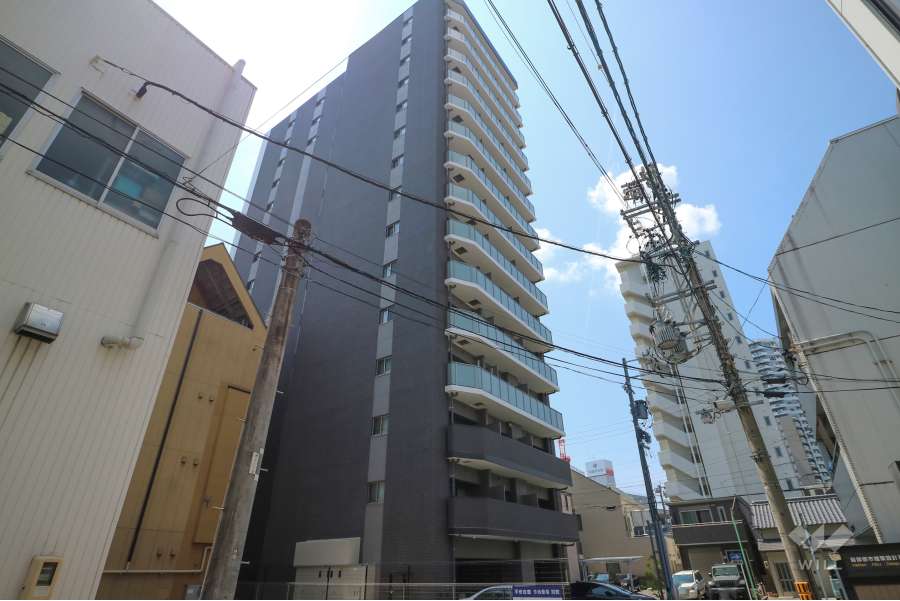 プレサンス　ロジェ 千種内山の外観（北東側から）