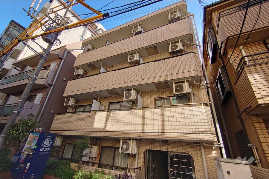 メインステージ幡ケ谷駅前の外観（北東側から）