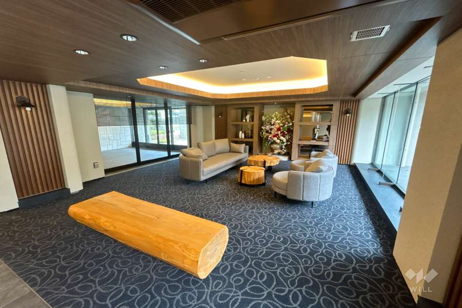 エントランスラウンジ