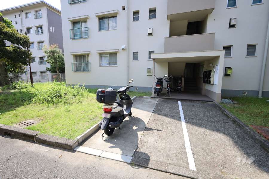 バイク置場