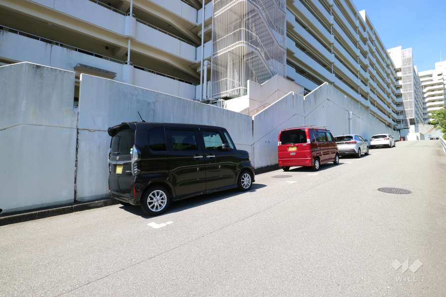 敷地内駐車場（屋外平面式）