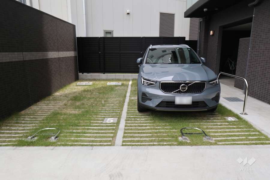 敷地内駐車場（屋外平面式）
