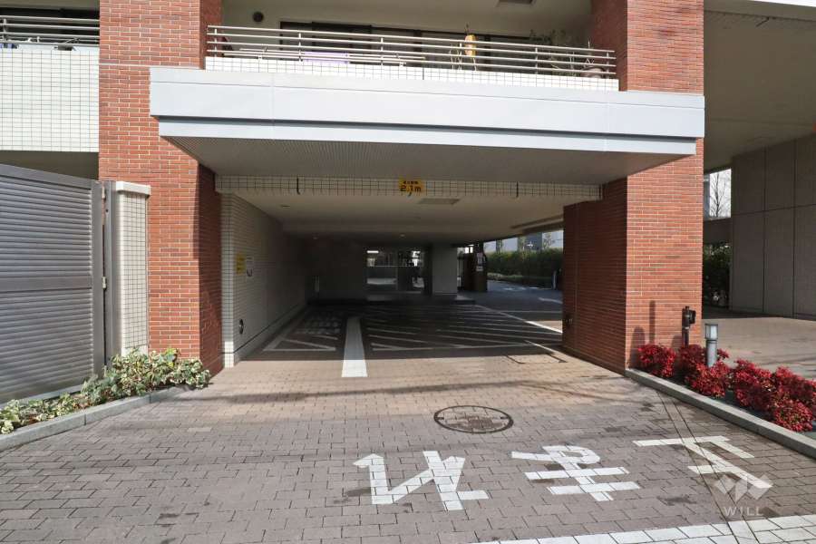 駐車場出入口