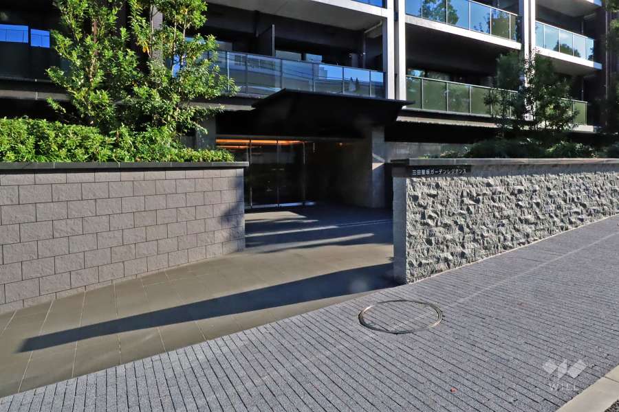 エントランスアプローチ